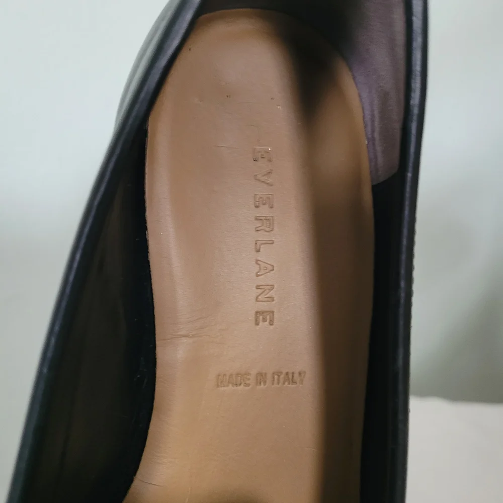 Black Leather Women's Loafers with Natural Wood-Effect Sole - Everlane - 9.5 - Picture 3 of 3